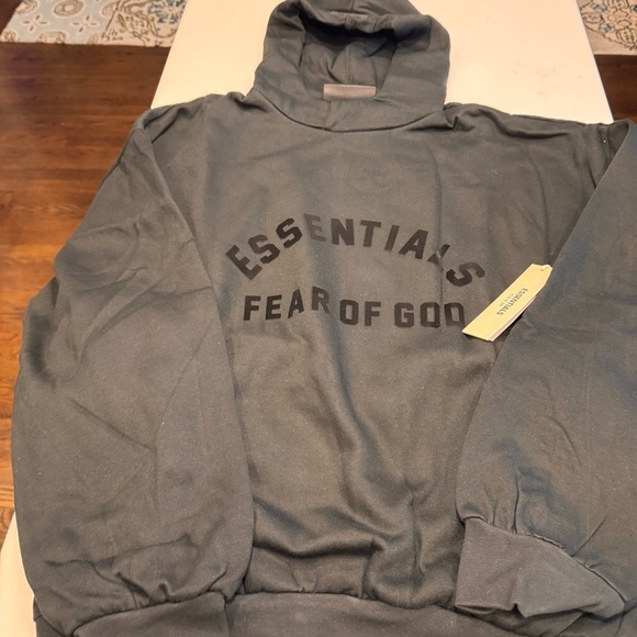 Fear of God Essentials Men’s Jet Black Pullover Hoodie Core Sz Large Arch Logo